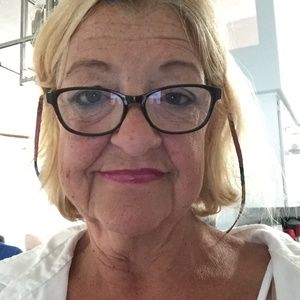 Meet your Posher, Lori